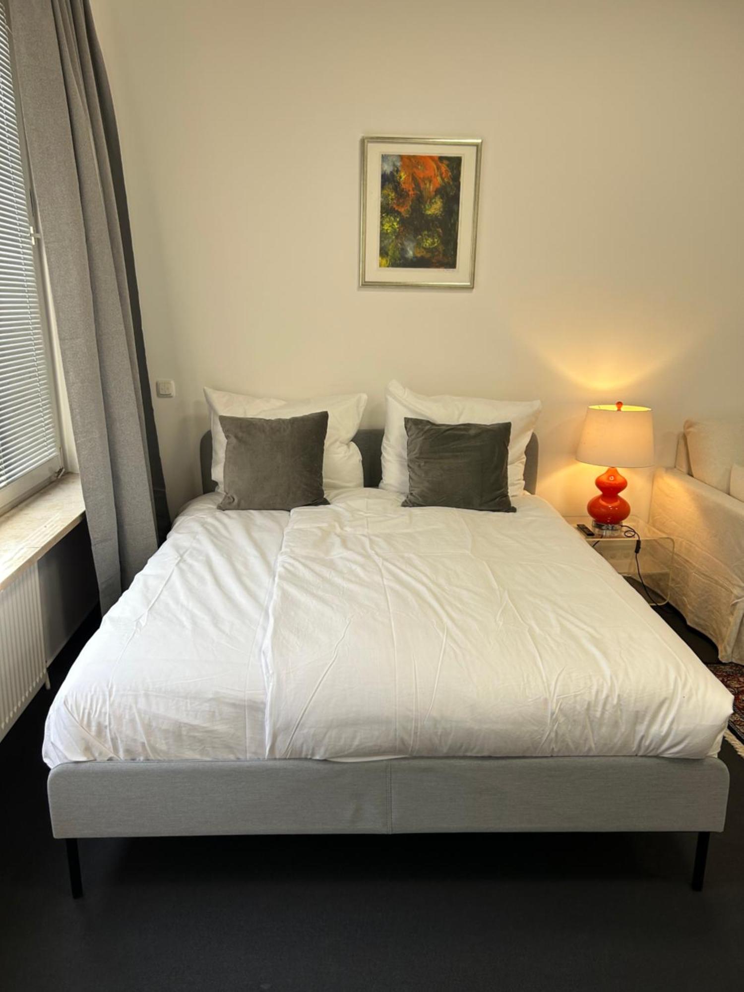 35 Qm Grosses Apartment Mit Eigenem Badezimmer In Den Elbvororten Hamburg Eksteriør bilde